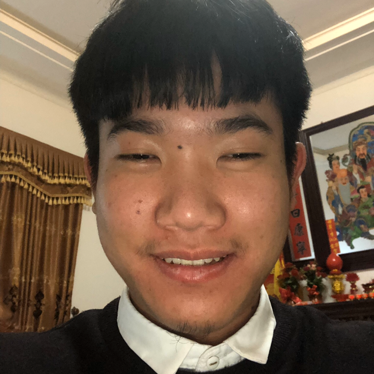 伟董事长的照片