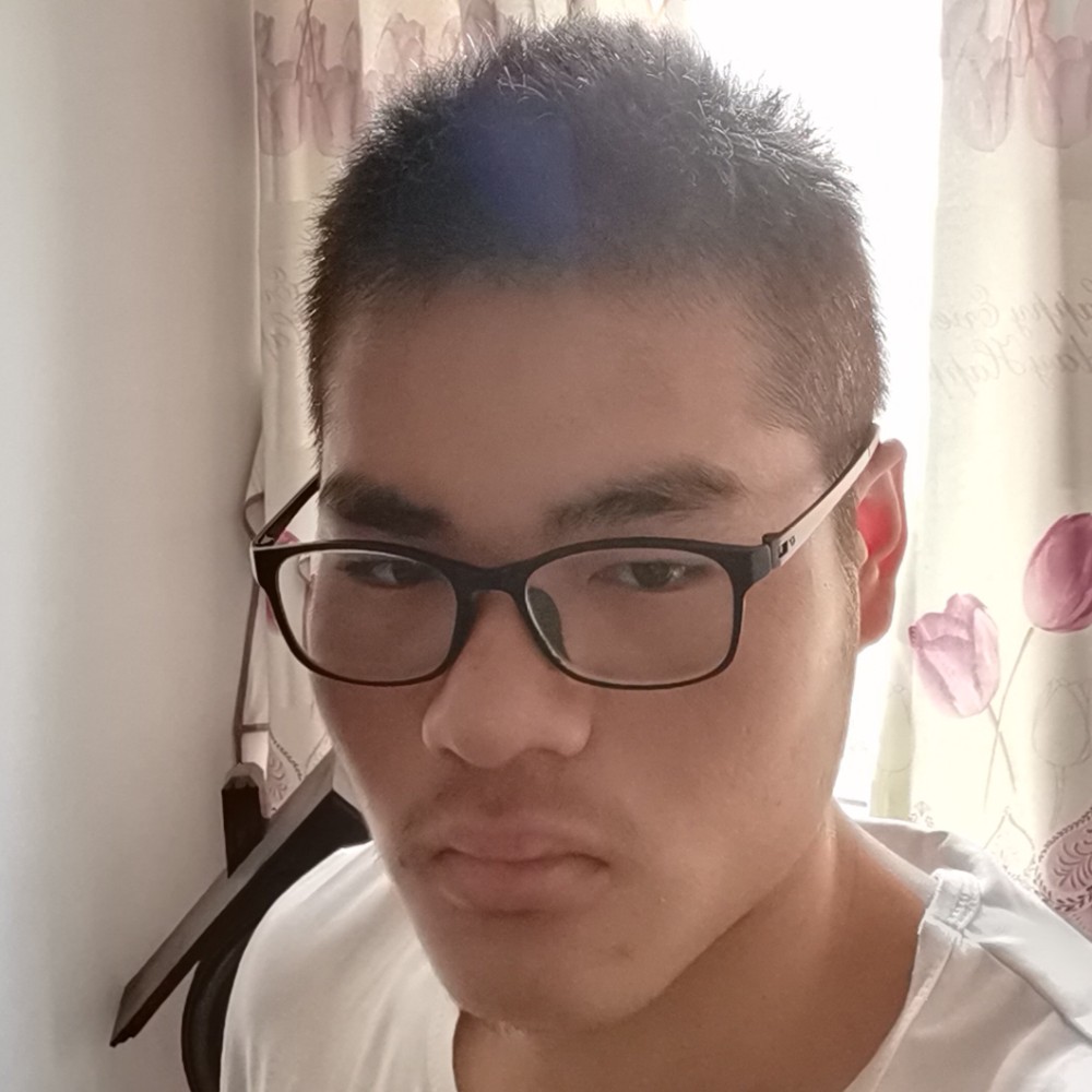 忧伤愿河马的照片