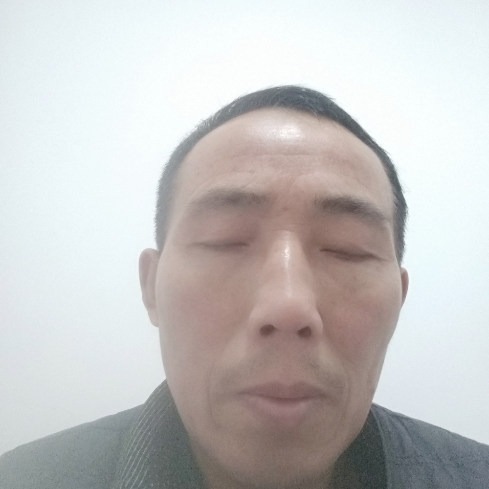 直率苦恋电话的照片