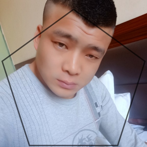 夏露笑微笑的照片