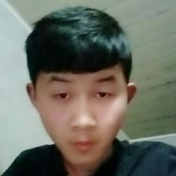刘予的照片