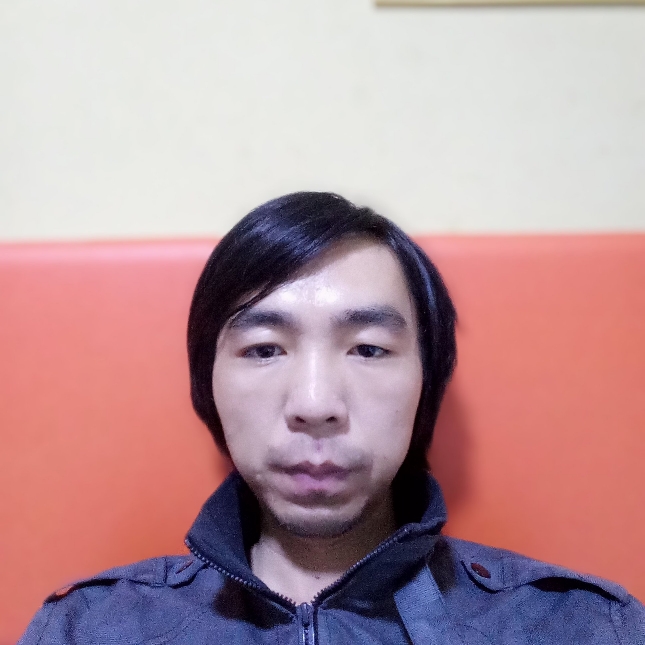 忧郁笑凉城的照片
