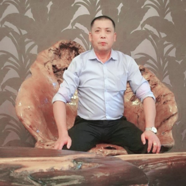 冬季一个人的照片