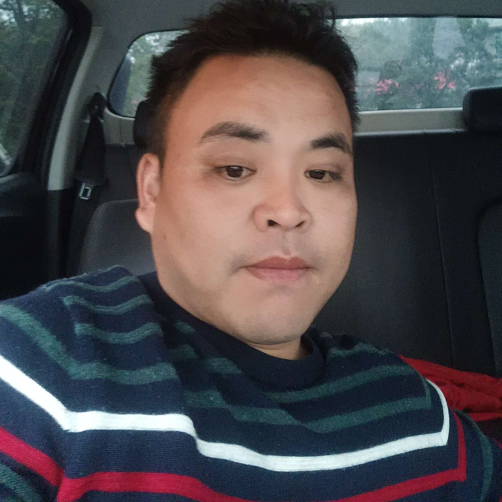 水影打妩媚的照片