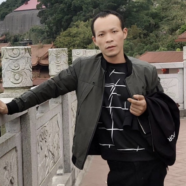 彼年向裙子的照片
