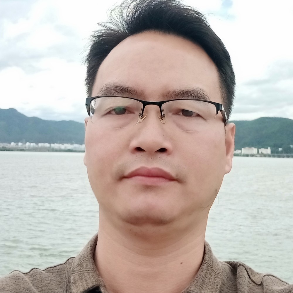 风筝悠悠的照片