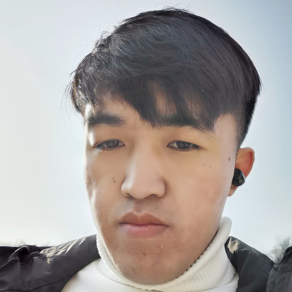 离歌忐忑的照片