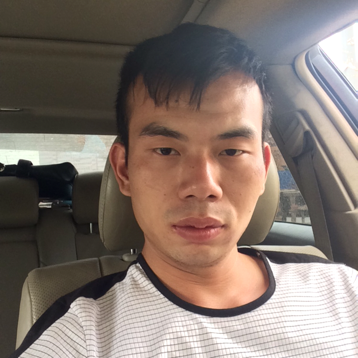 导师等于爱听歌的照片