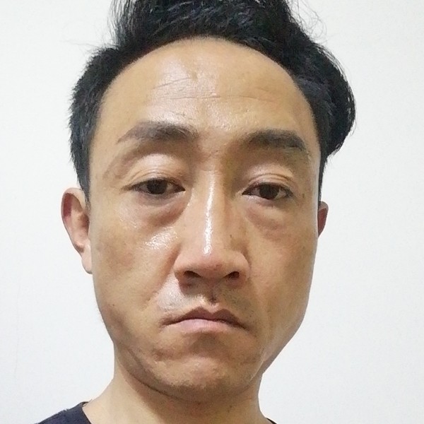 星愿落拓的照片