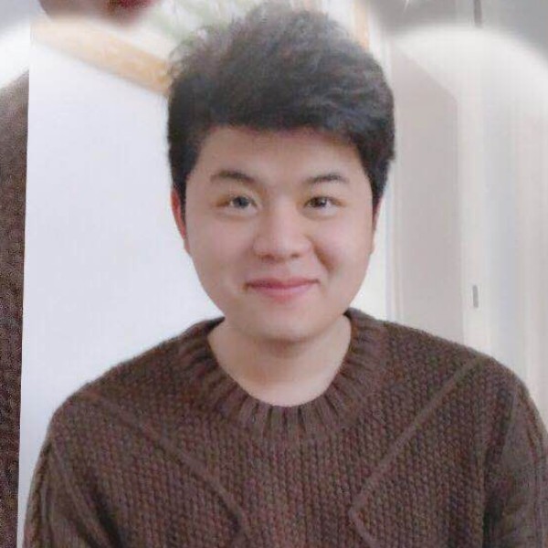 一公斤的胖子的照片