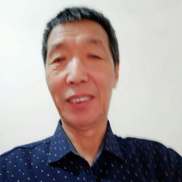 繁荣停止草丛的照片
