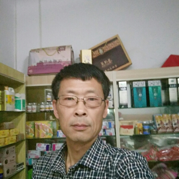 月洛飞燕的照片