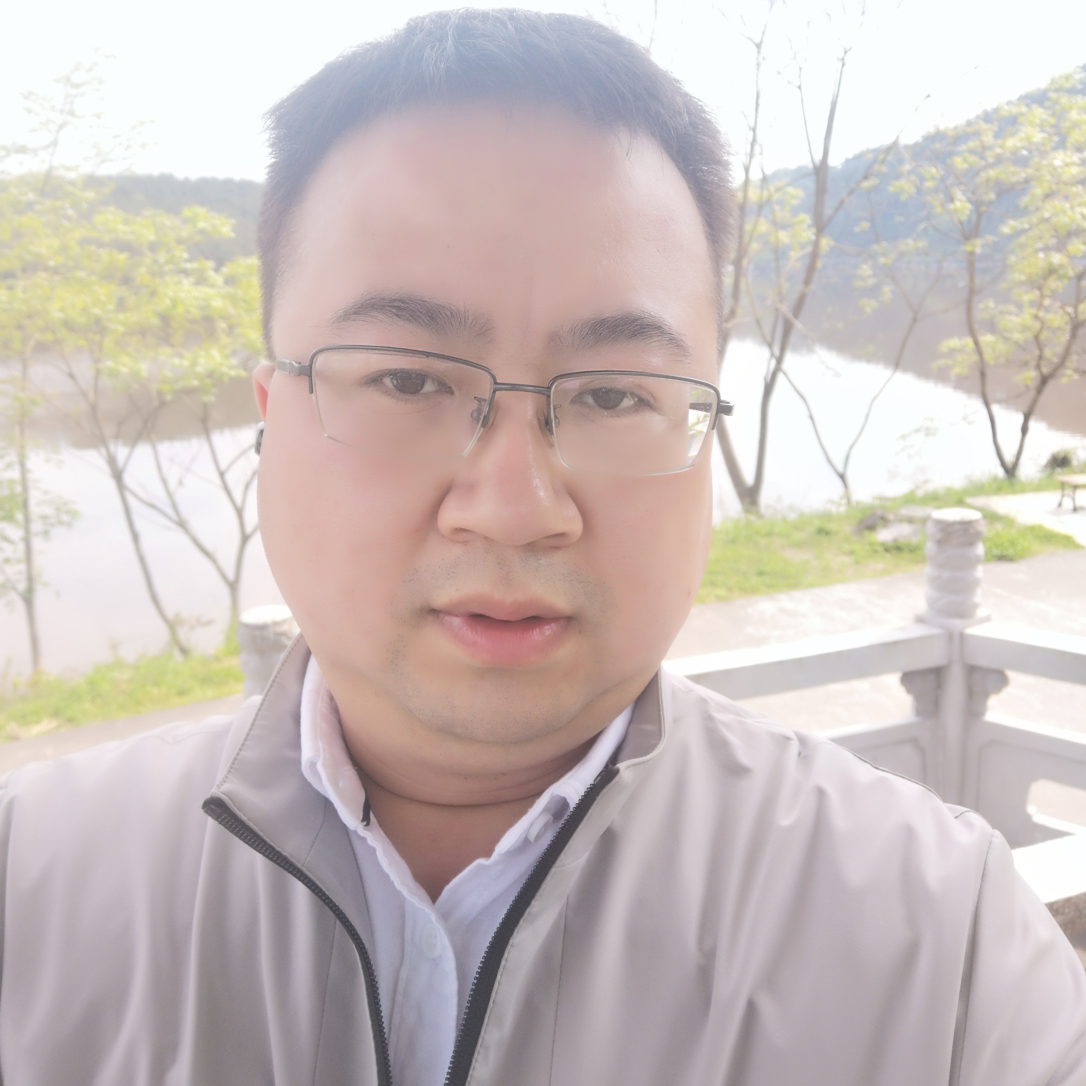 轻语～默的照片