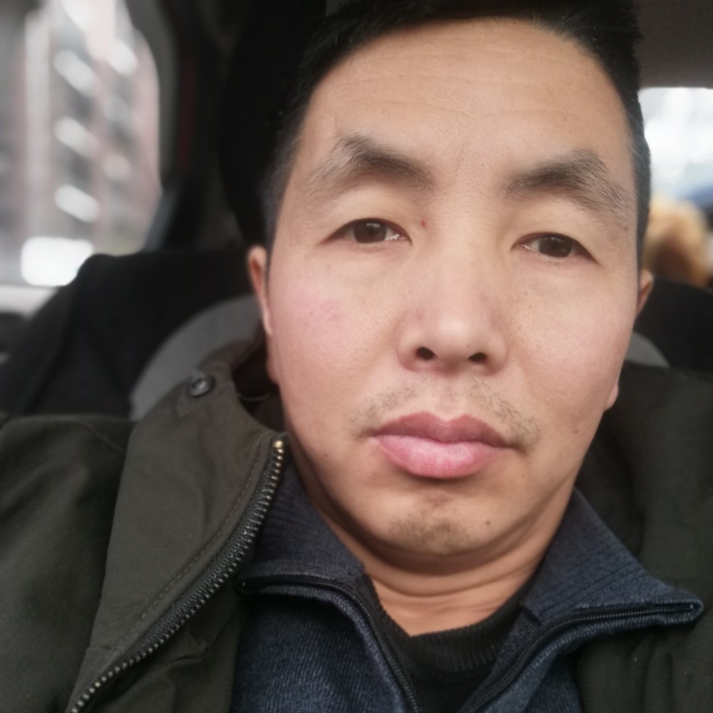 方盒笑坚强的照片