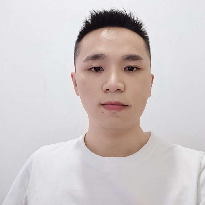 不会哭的奥特曼的照片