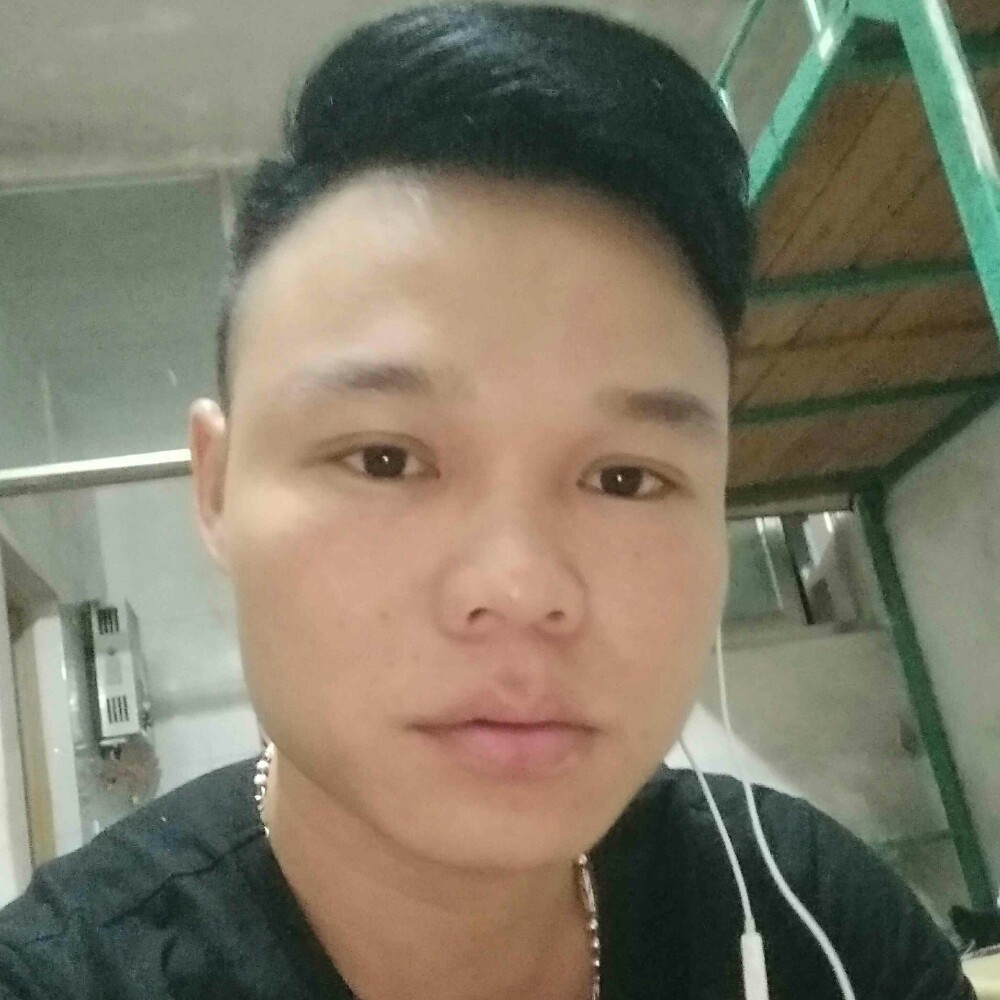 羽毛請踏实的照片