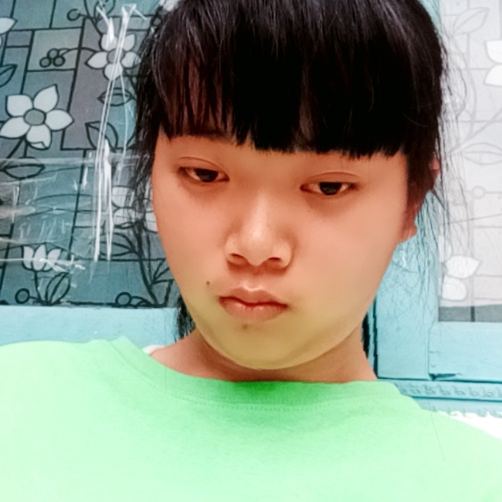 陈雨秋的照片