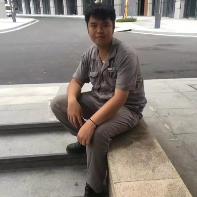 白虹的照片