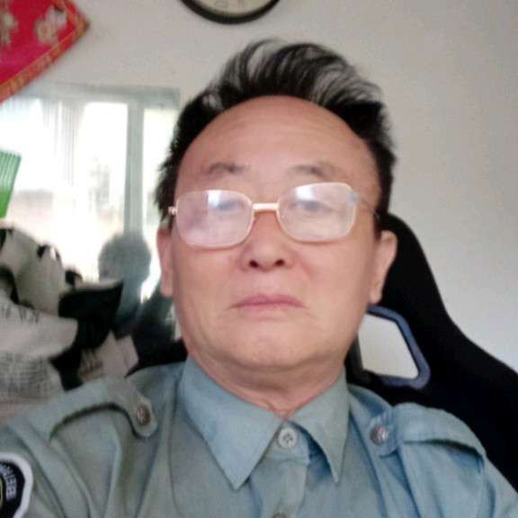 八宝粥浅吻清秀的照片