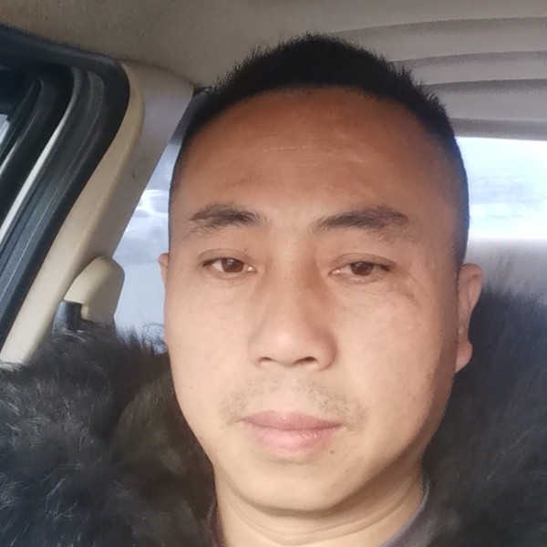 单纯说大白的照片