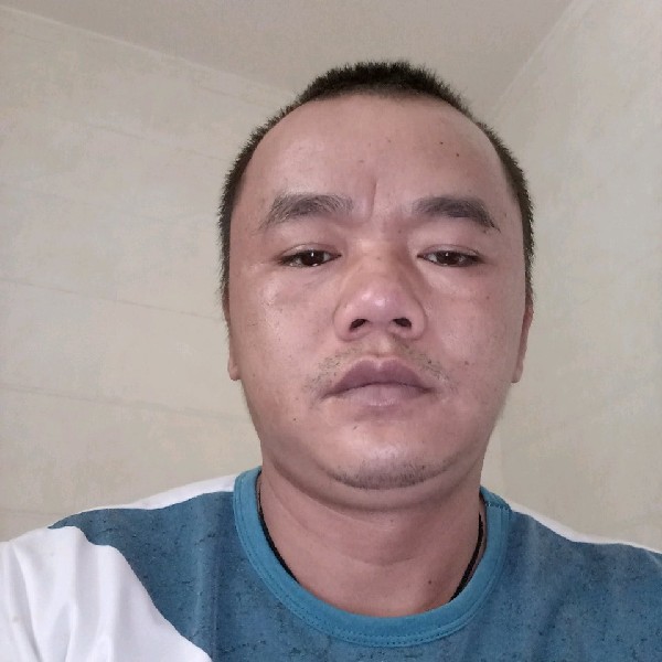 孤单的人想有个家的照片