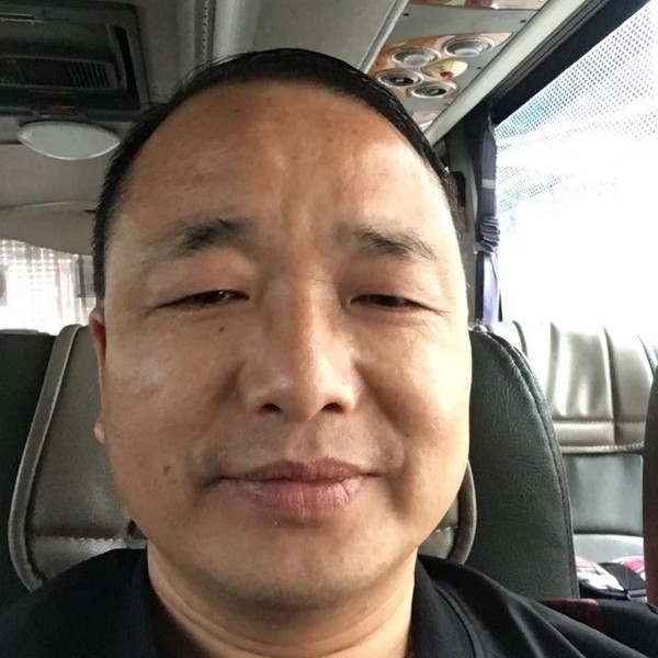 夏季流云的照片