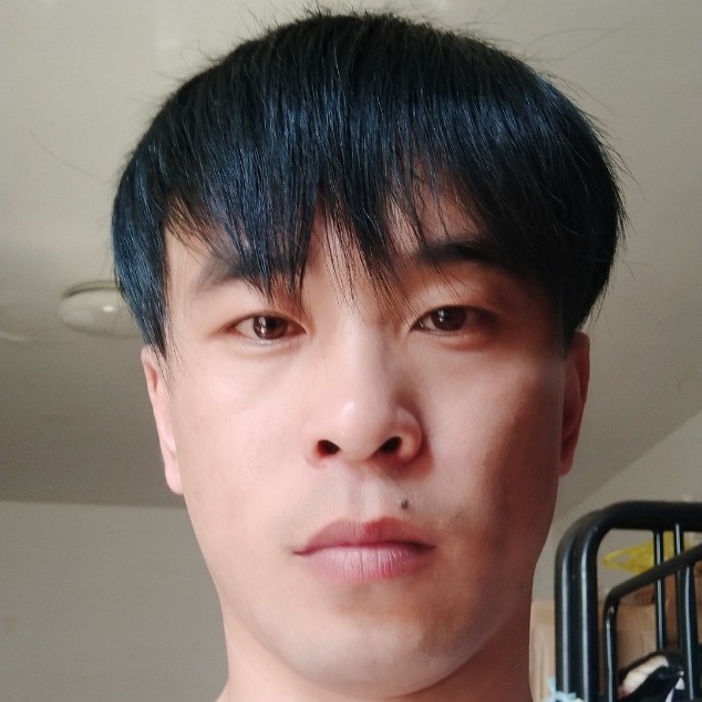蜗牛拾忆眼睛大的照片