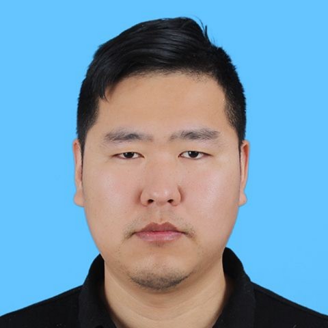 水壶扯现实的照片
