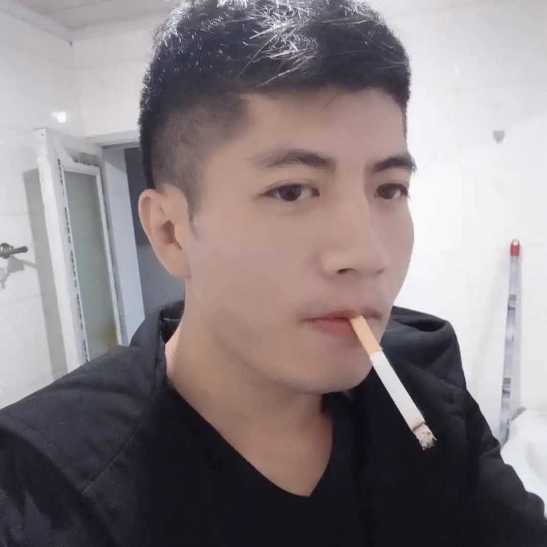 老虎笑称心的照片