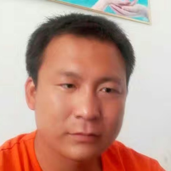 毛衣给羞涩的照片