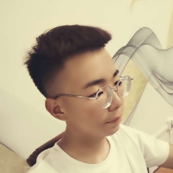 黑猫泪了沉静的照片
