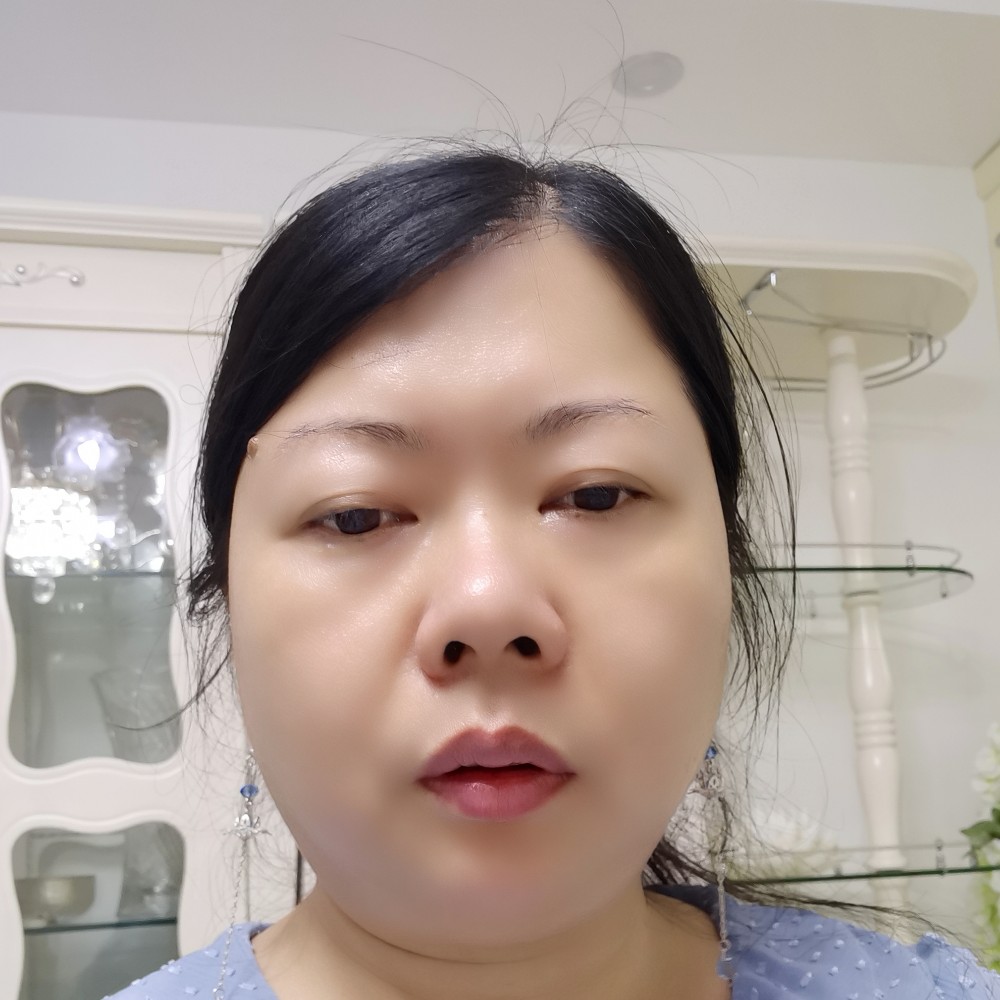 嫣然敏的照片