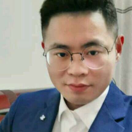 曹衡的照片