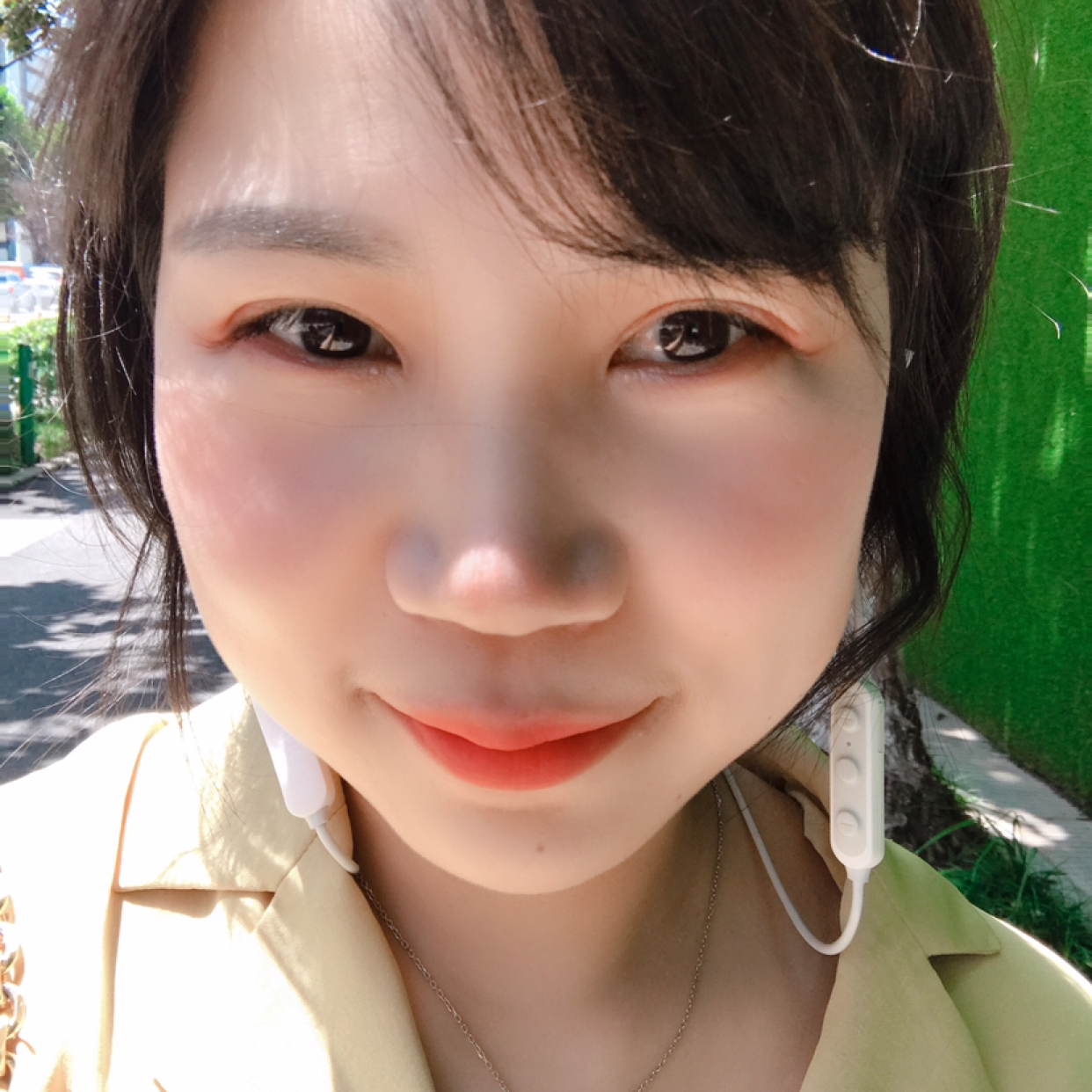 小卢同志的照片
