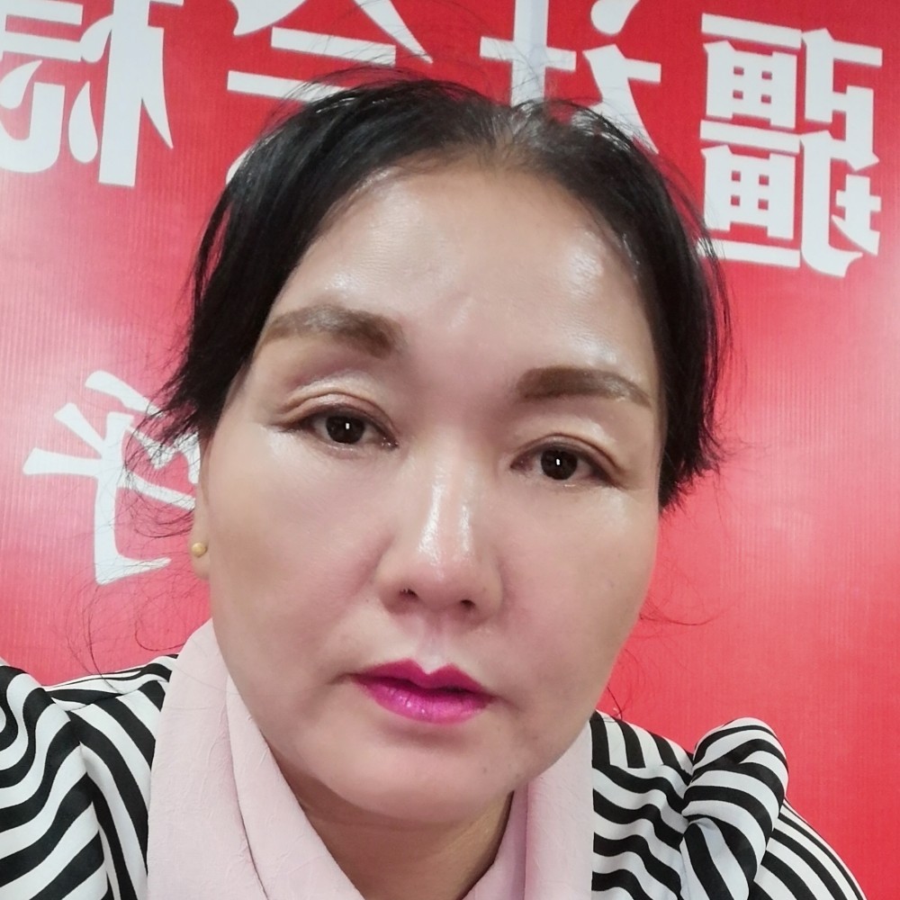 开朗苦恋曲奇的照片