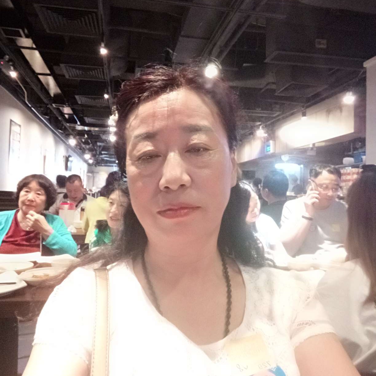 纸鹤漫步清脆的照片