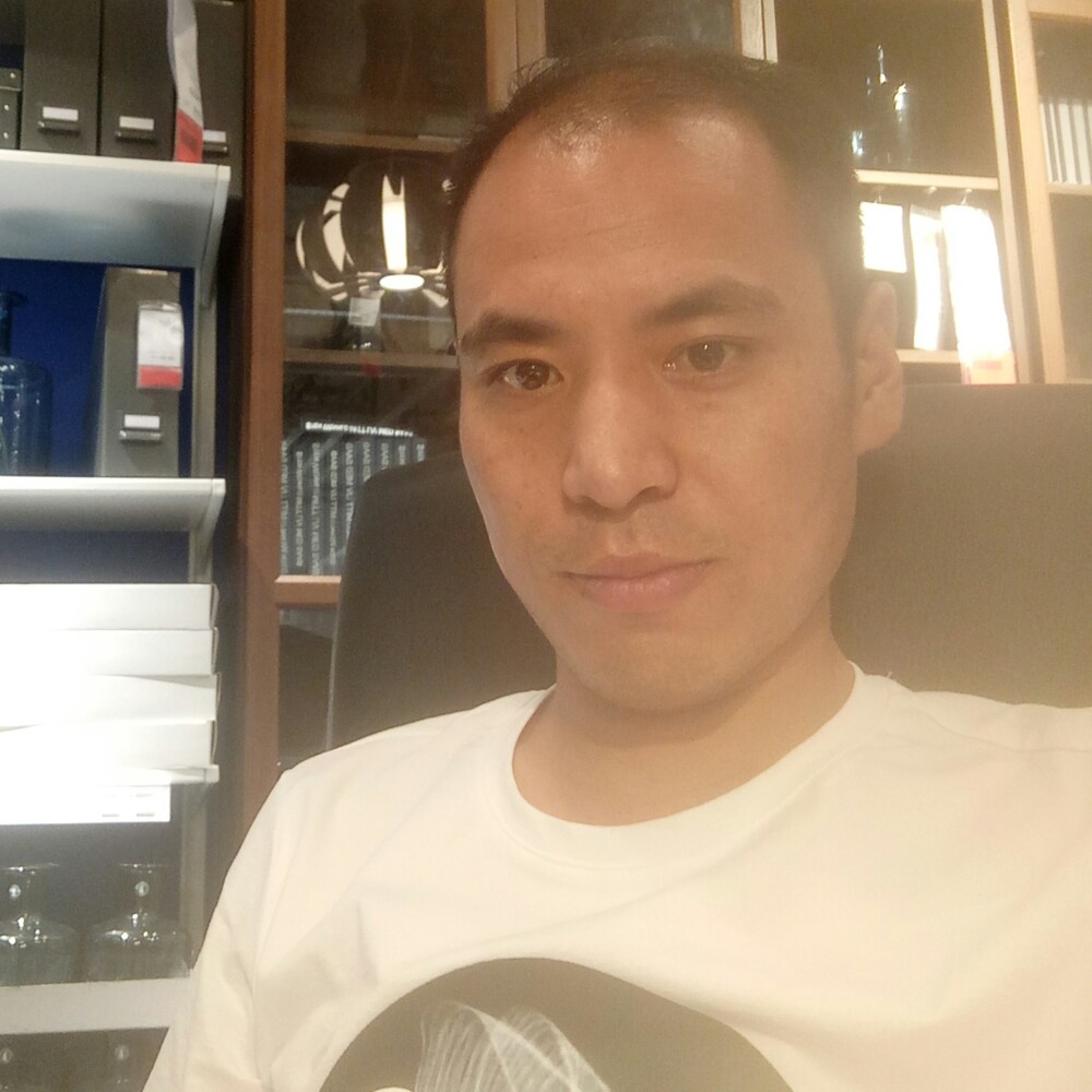舒适秋月的照片