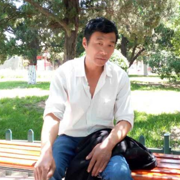 一个人。。的照片