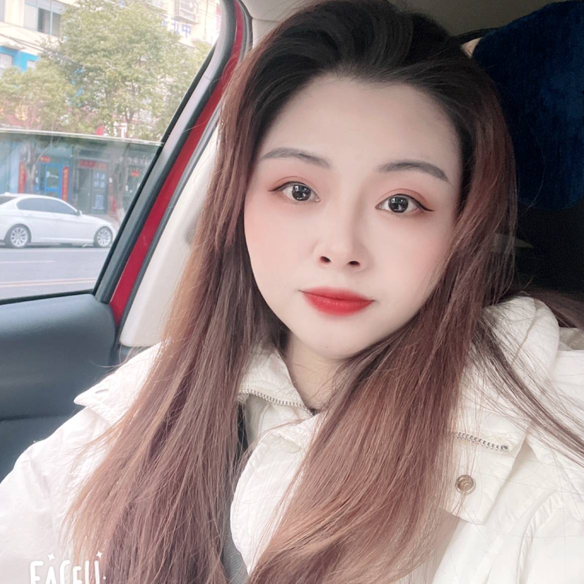 健身小姐姐的照片