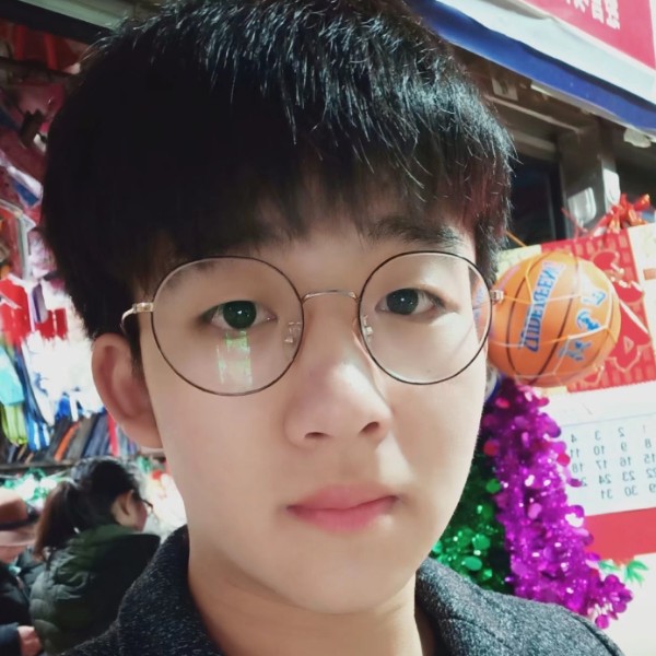 军军很可爱的照片