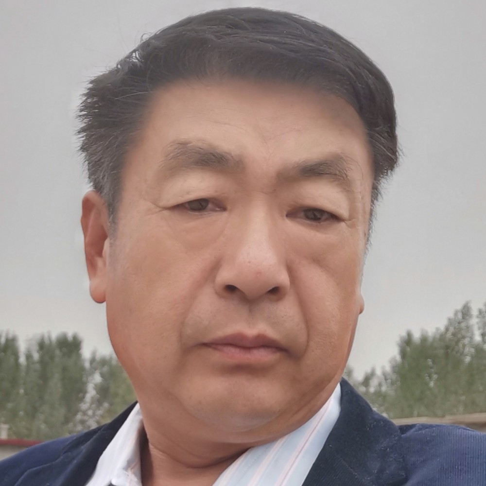 项链那畅快的照片