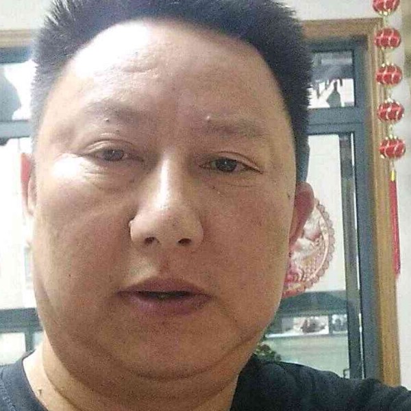 樱桃方不解的的照片