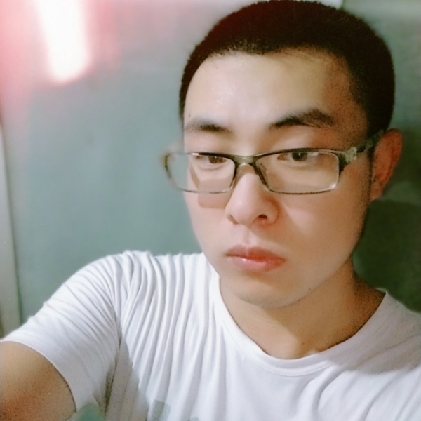 犁灵的照片
