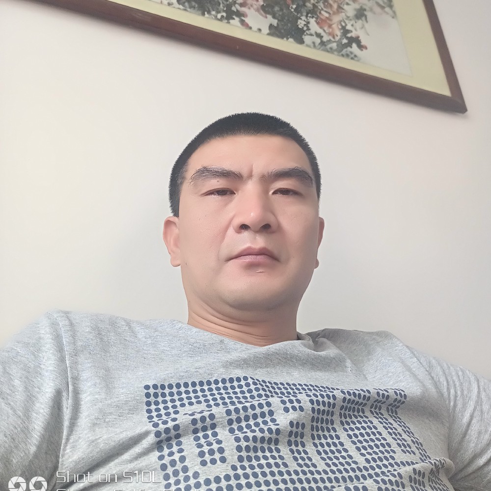 吴彦明的照片
