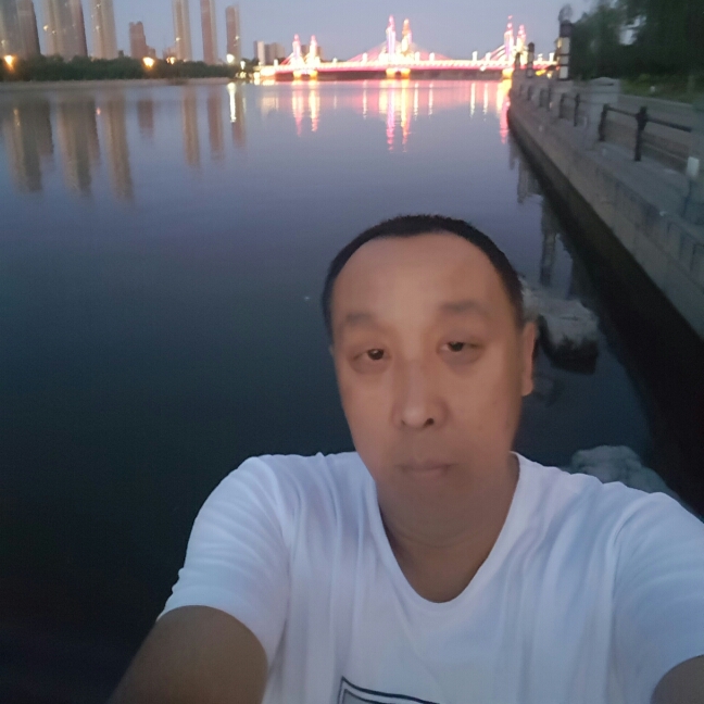 轩辕虚心的照片