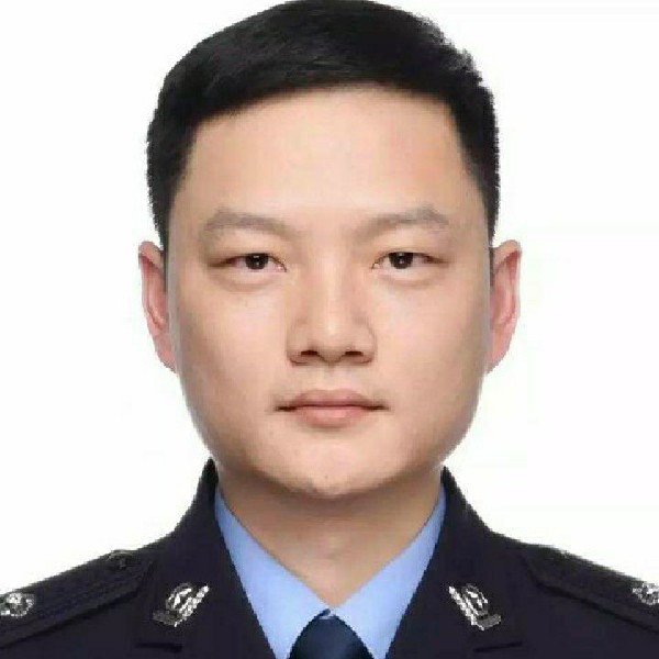 陈加明的照片