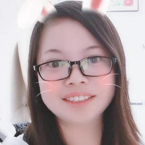 快乐的小苹果的照片