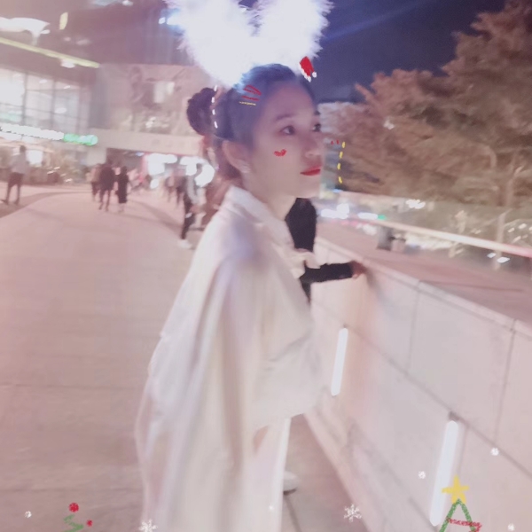 儒雅和纸鹤的照片