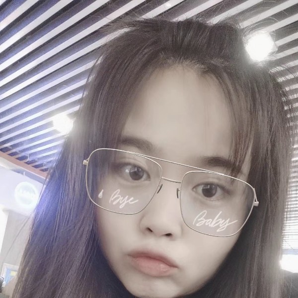 安静吃醋钻石的照片