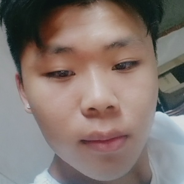 怕孤独漫步哑铃的照片